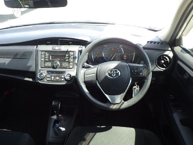 TOYOTA COROLLA AXIO 2017 Image 20