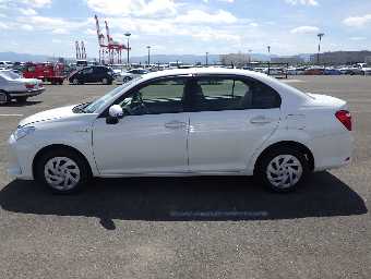 TOYOTA COROLLA AXIO 2017 Image 10