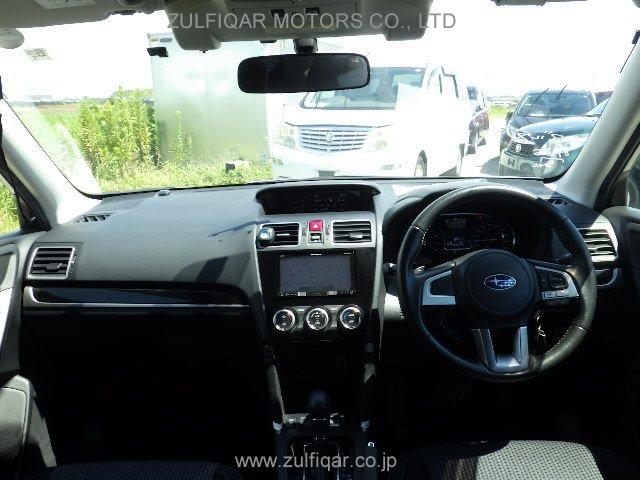 SUBARU FORESTER 2018 Image 12