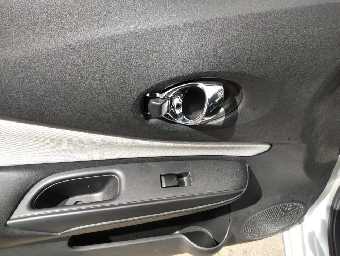 NISSAN NOTE 2019 Image 11