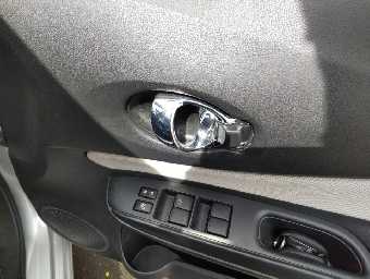 NISSAN NOTE 2019 Image 12