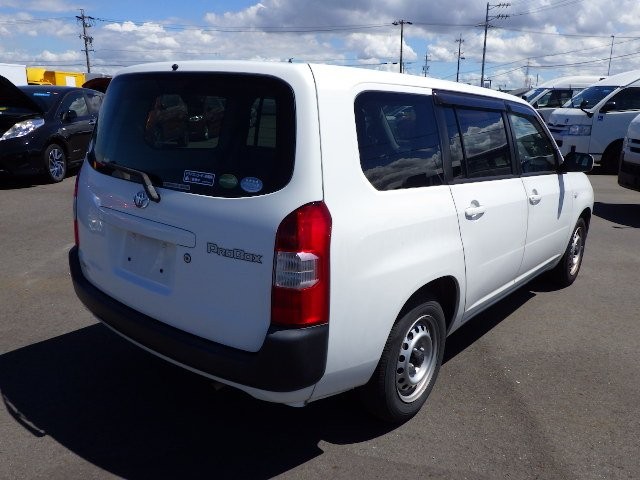 TOYOTA PROBOX 2018 Image 26