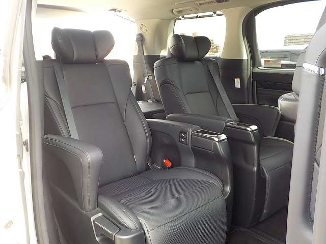 TOYOTA VELLFIRE 2019 Image 21