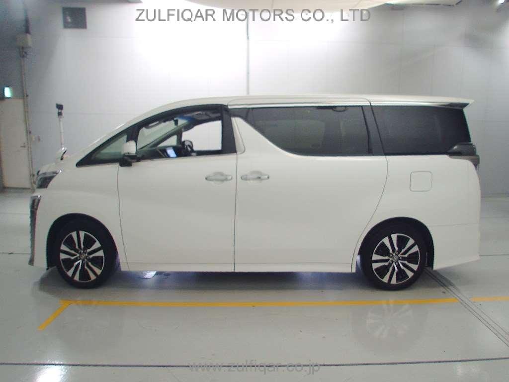 TOYOTA VELLFIRE 2019 Image 4