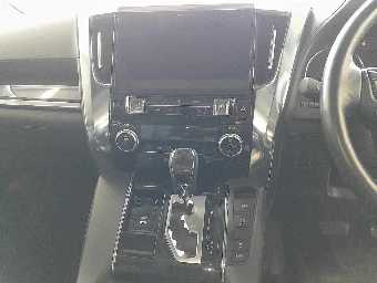 TOYOTA VELLFIRE 2019 Image 10