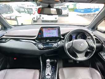 TOYOTA C-HR 2017 Image 14