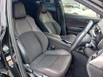 TOYOTA C-HR 2017 Image 15