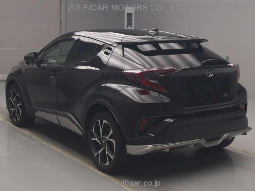 TOYOTA C-HR 2017 Image 4