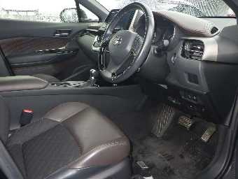 TOYOTA C-HR 2017 Image 5