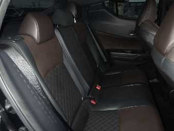 TOYOTA C-HR 2017 Image 7