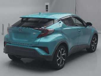 TOYOTA C-HR 2017 Image 2