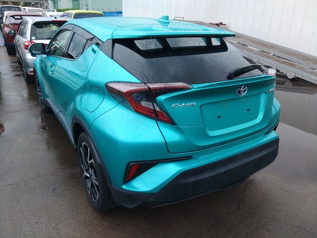 TOYOTA C-HR 2017 Image 19