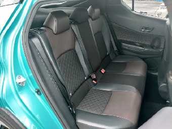 TOYOTA C-HR 2017 Image 20