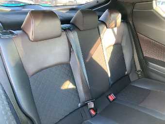 TOYOTA C-HR 2017 Image 7