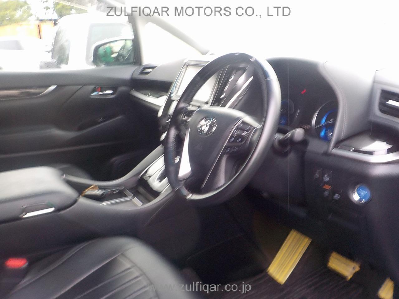 TOYOTA ALPHARD HYBRID 2018 Image 26