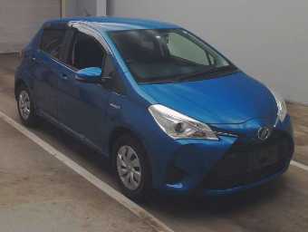 TOYOTA VITZ 2020 Image 3