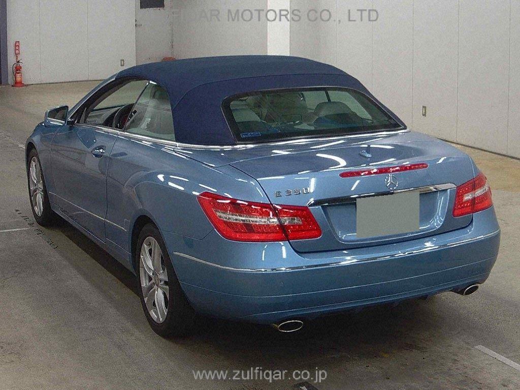 MERCEDES BENZ E CLASS 2011 Image 2