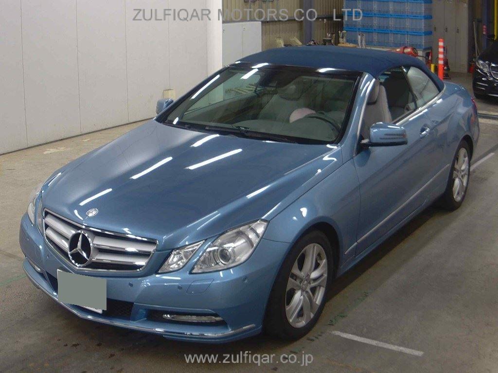 MERCEDES BENZ E CLASS 2011 Image 4