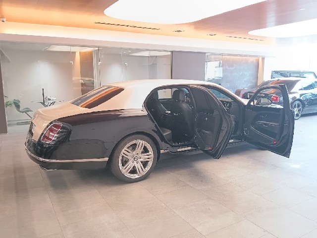 BENTLEY MULSANNE 2011 Image 21