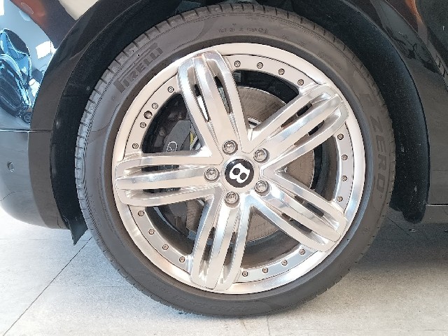 BENTLEY MULSANNE 2011 Image 27