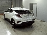 TOYOTA C-HR 2017 Image 2