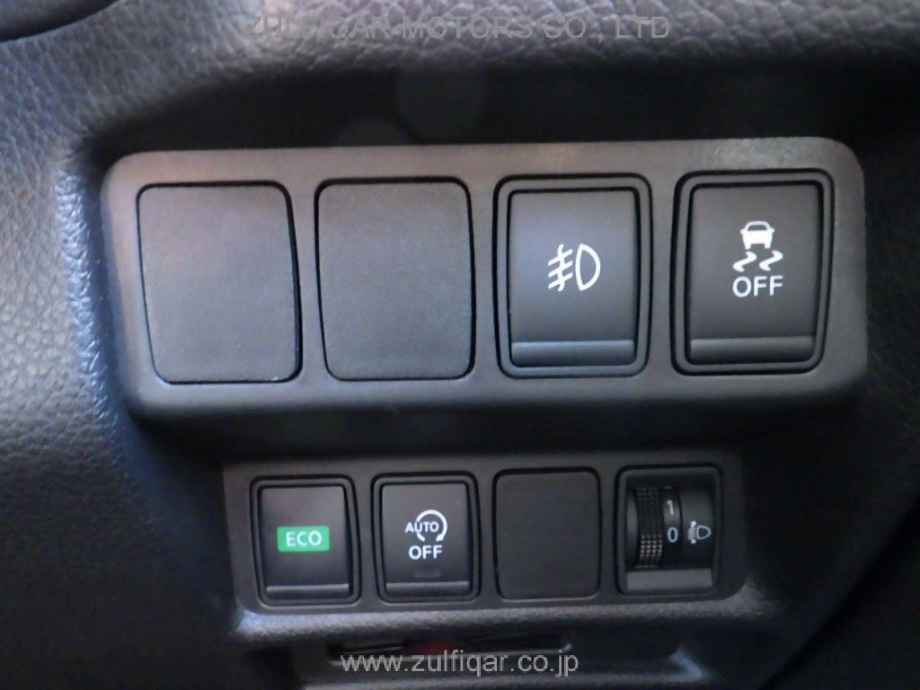 NISSAN X-TRAIL 2017 Image 12