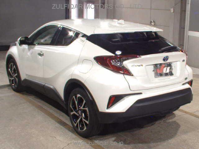 TOYOTA C-HR 2019 Image 2