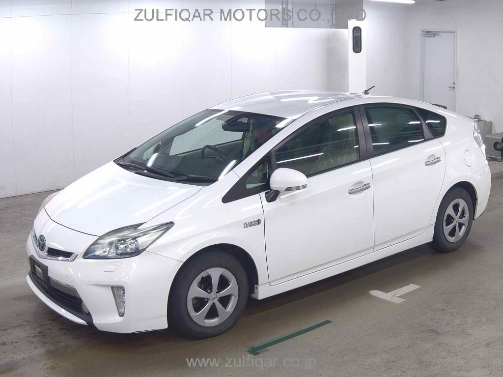 TOYOTA PRIUS PHV 2013 Image 4