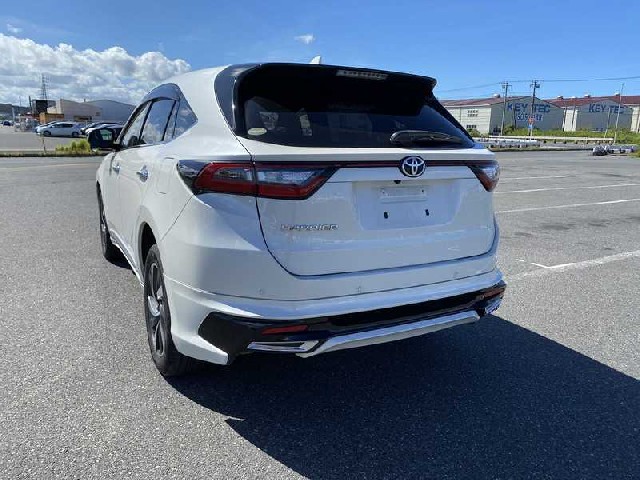 TOYOTA HARRIER 2017 Image 22