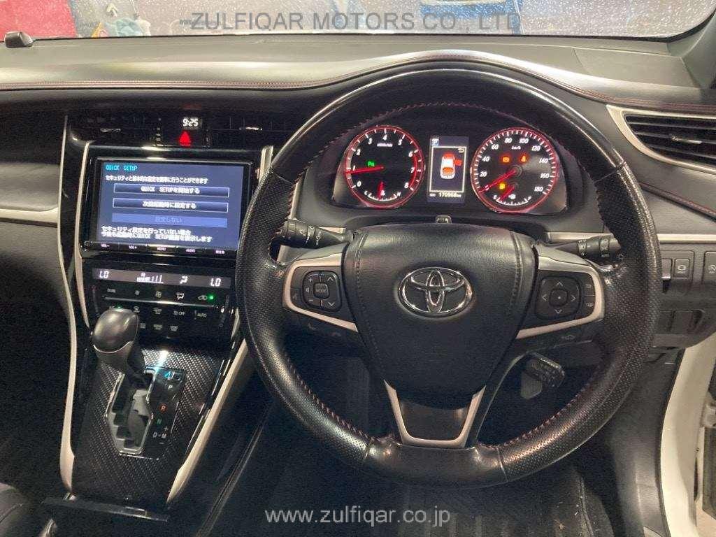 TOYOTA HARRIER 2017 Image 6