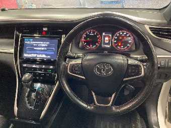 TOYOTA HARRIER 2017 Image 6