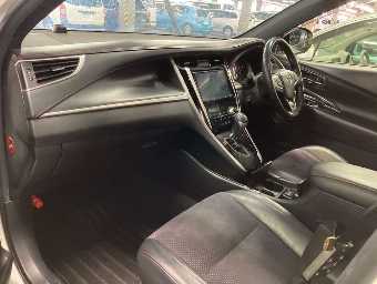 TOYOTA HARRIER 2017 Image 7