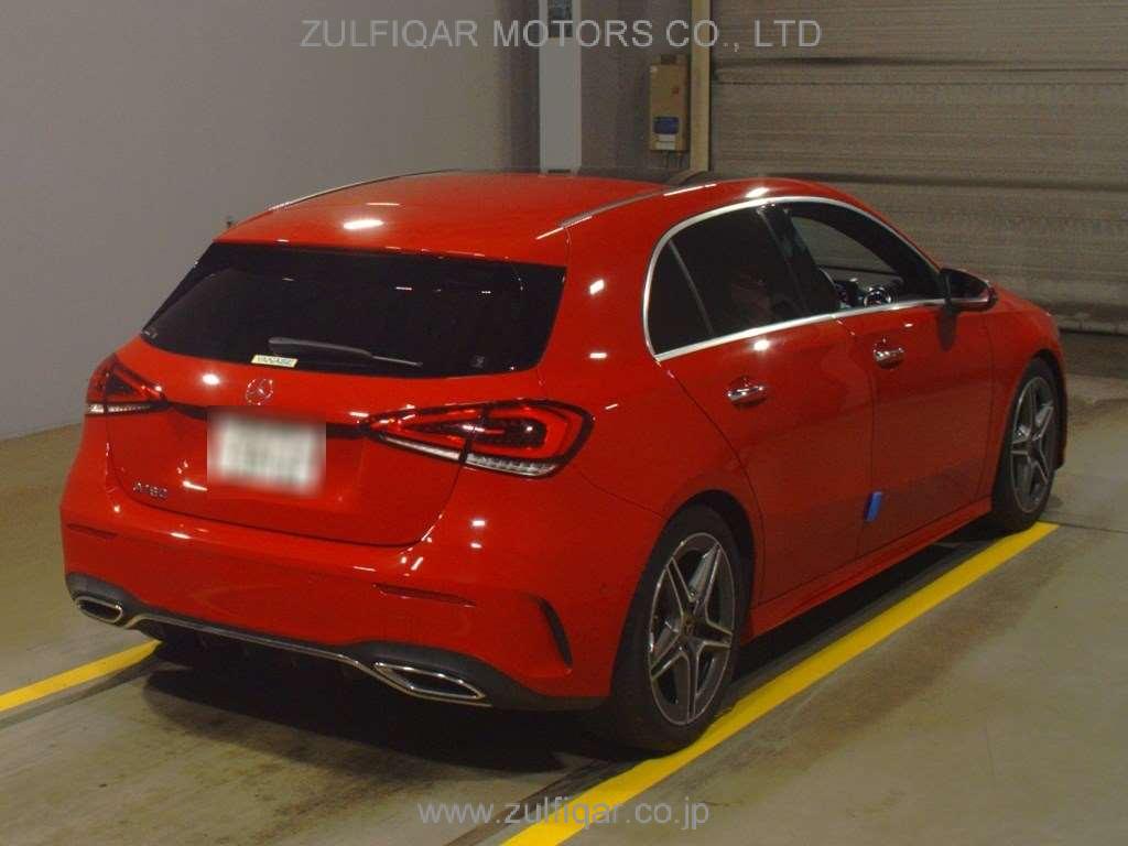 MERCEDES BENZ A CLASS 2019 Image 2