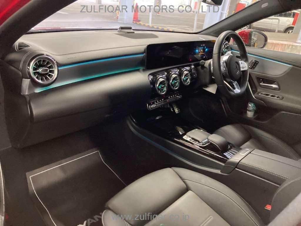 MERCEDES BENZ A CLASS 2019 Image 7