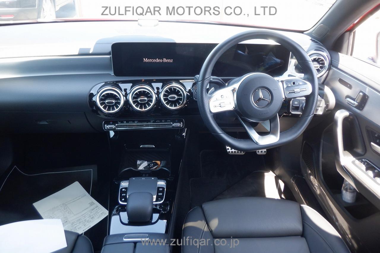 MERCEDES BENZ A CLASS 2019 Image 10