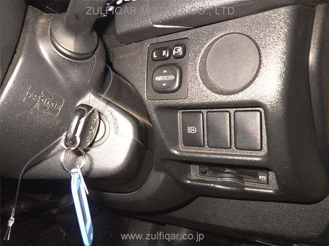 TOYOTA HIACE 2018 Image 7