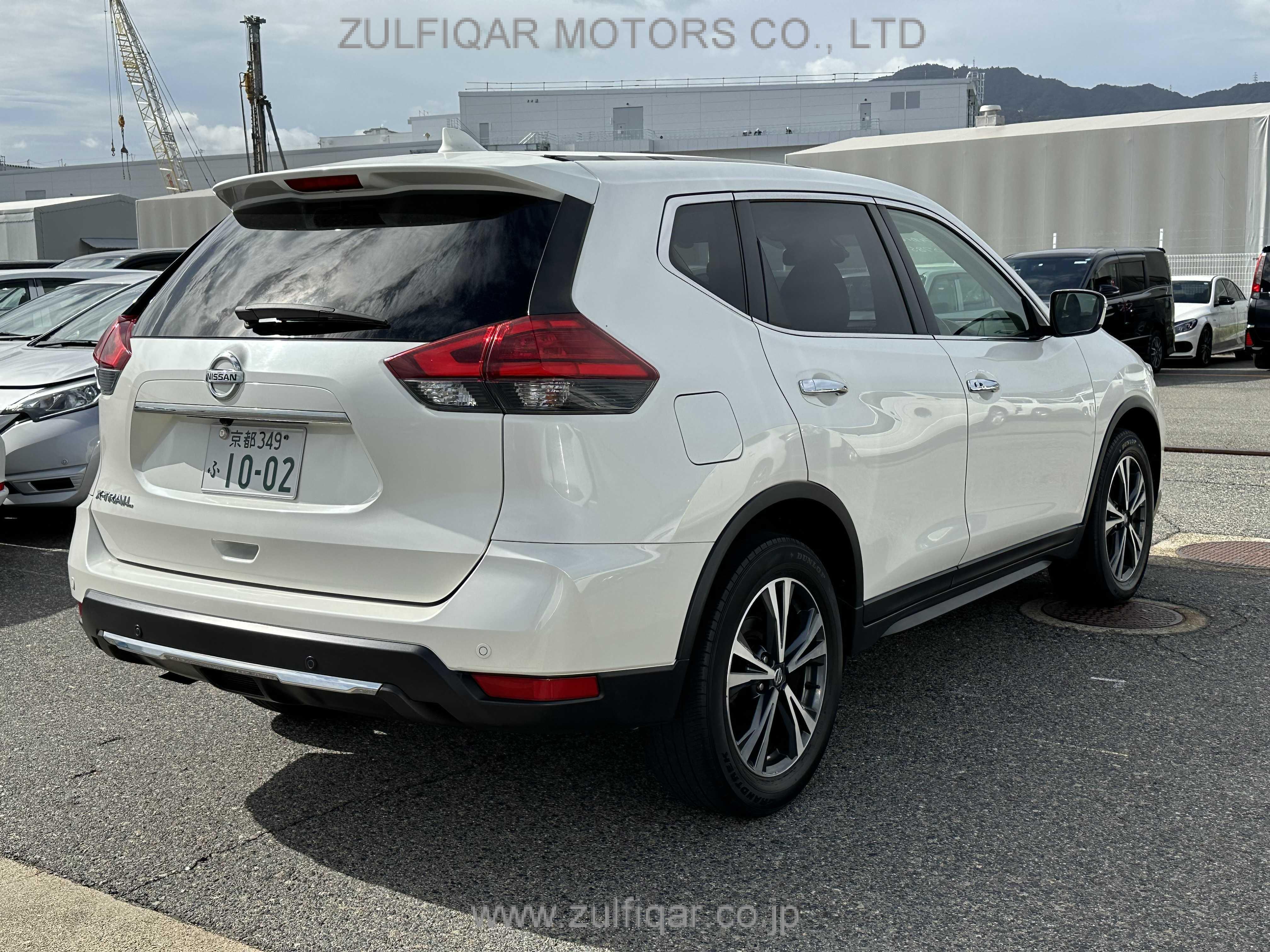 NISSAN X-TRAIL 2017 Image 8