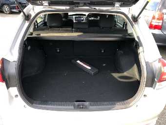 TOYOTA COROLLA FIELDER 2018 Image 7