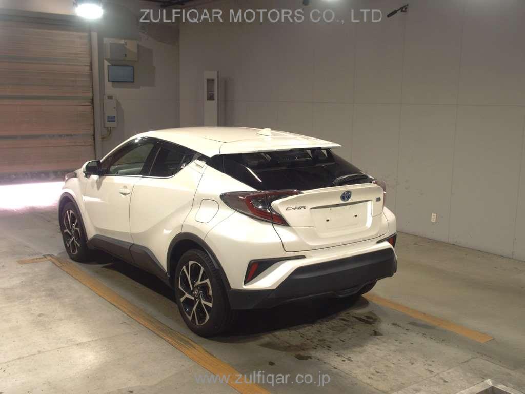 TOYOTA C-HR 2017 Image 4