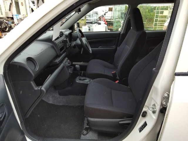 TOYOTA PROBOX 2018 Image 20