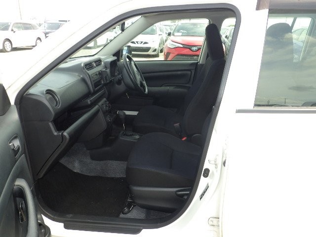 TOYOTA PROBOX 2018 Image 22