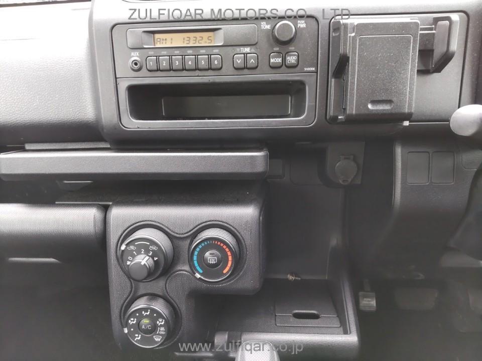 TOYOTA PROBOX 2018 Image 9