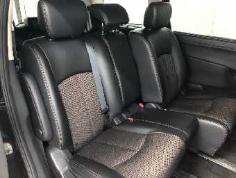 NISSAN ELGRAND 2012 Image 6