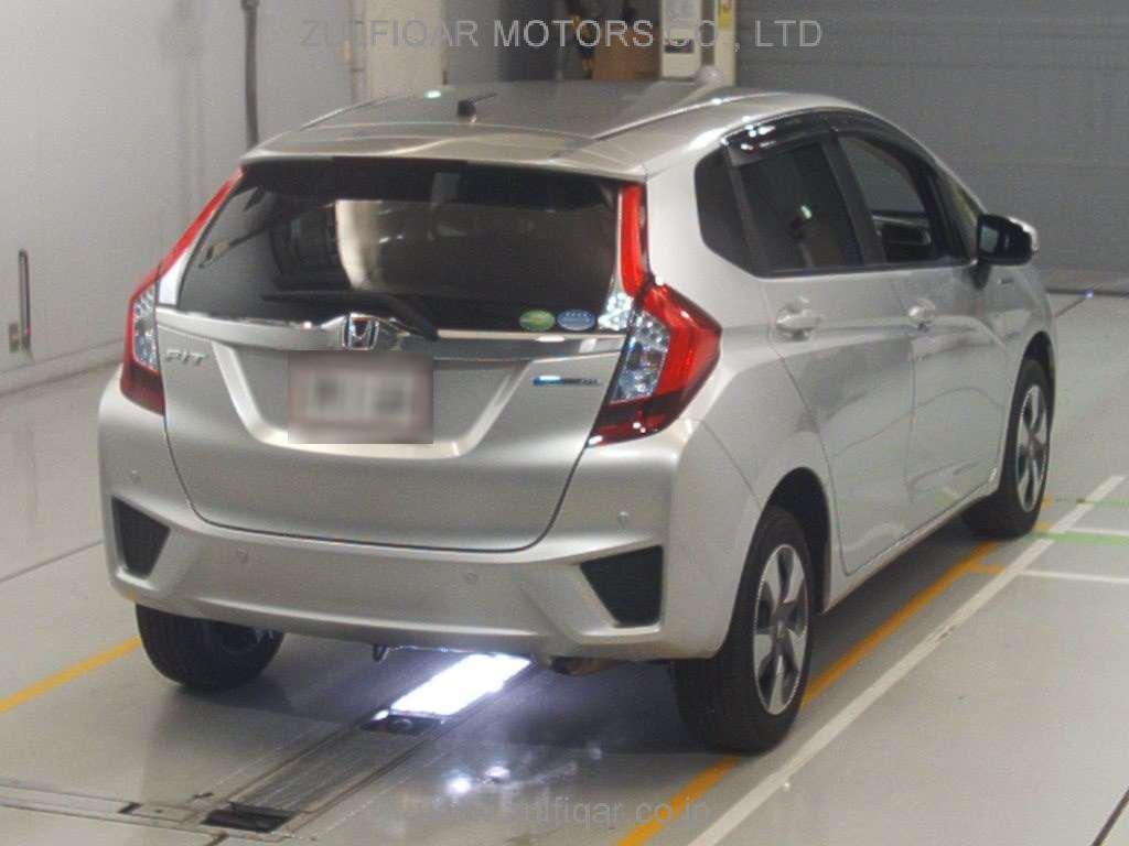 HONDA FIT HYBRID 2016 Image 2