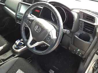 HONDA FIT HYBRID 2016 Image 9