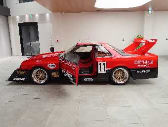 NISSAN SKYLINE 1984 Image 5