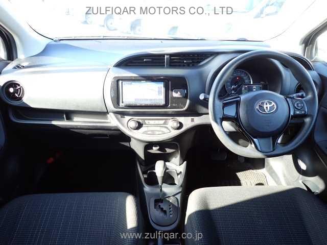 TOYOTA VITZ 2018 Image 3