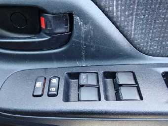 TOYOTA VITZ 2018 Image 6