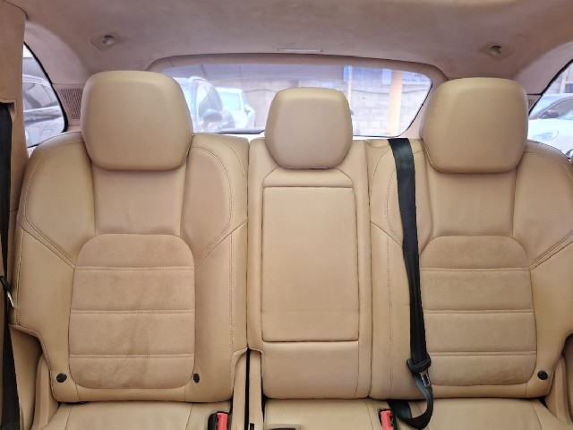 PORSCHE CAYENNE 2013 Image 24