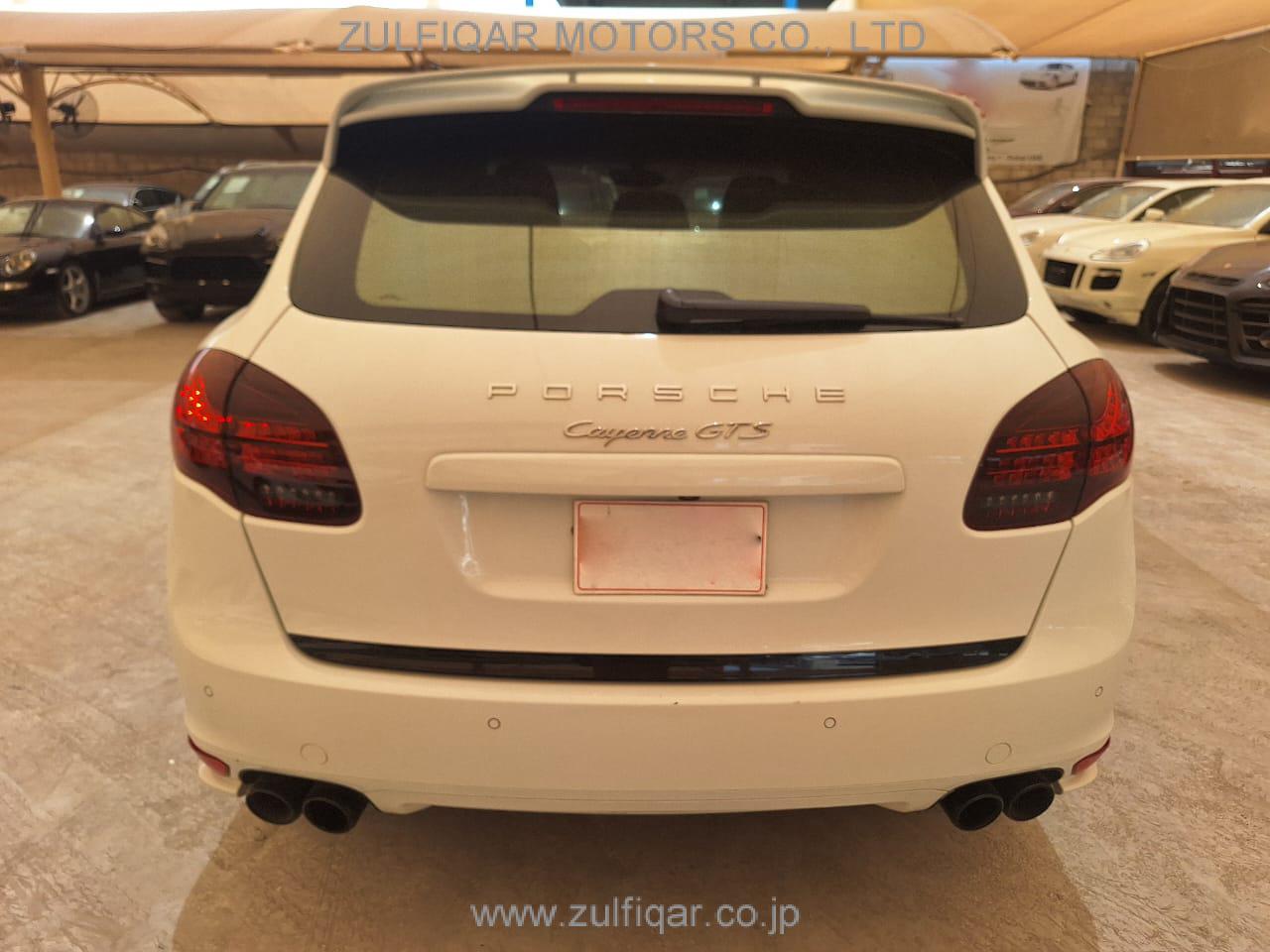 PORSCHE CAYENNE 2013 Image 4